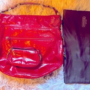 Fabulous “Vintage” Coach Purse and matching Wristlet in Excellent Condition!!